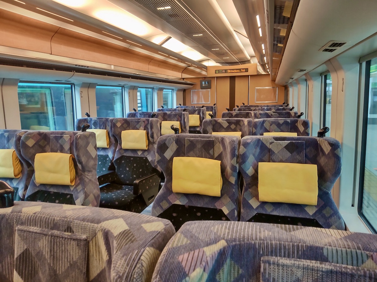 The Green Car cabin on the Odoriko train