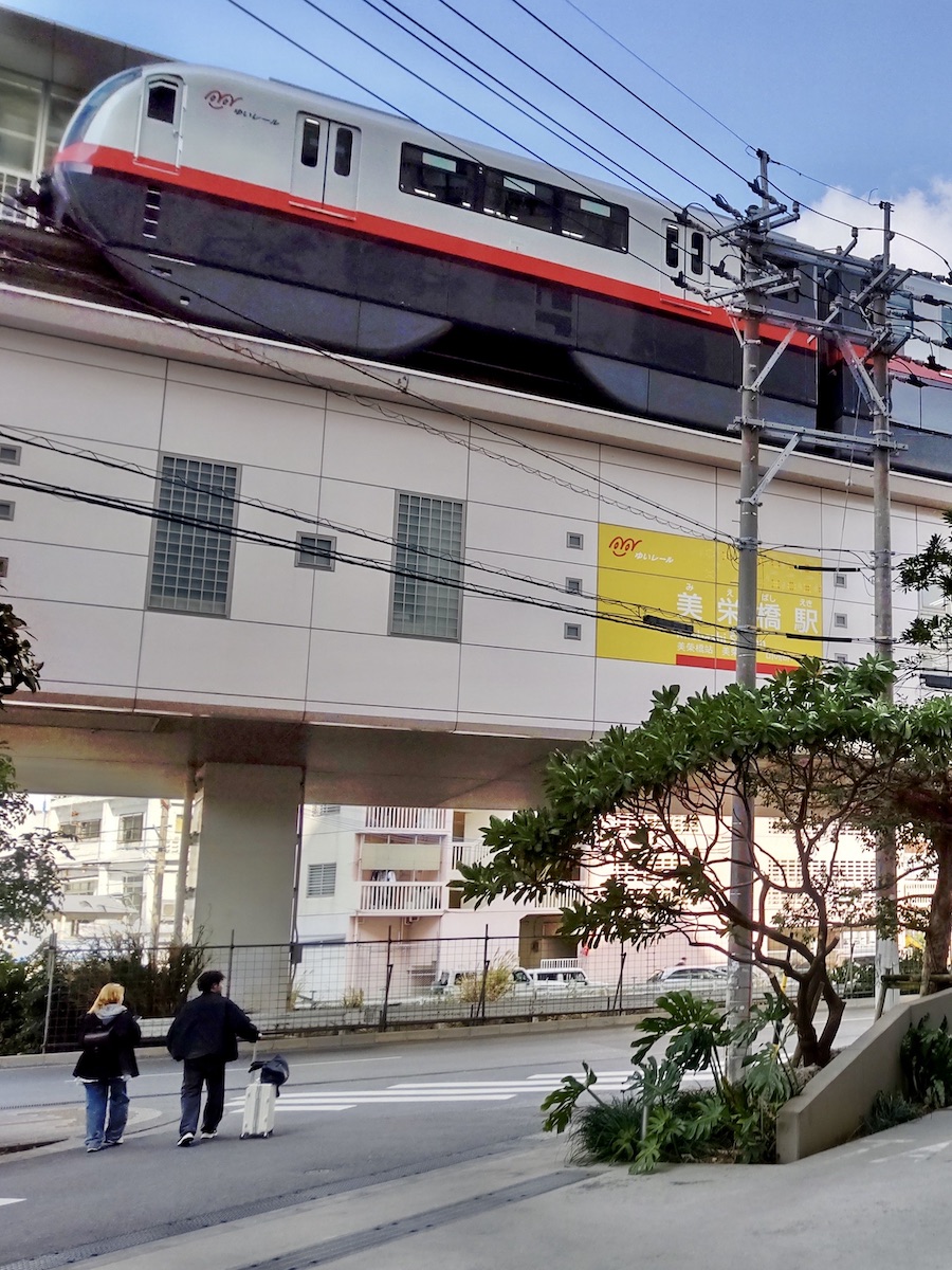 Okinawan monorail on high tracks